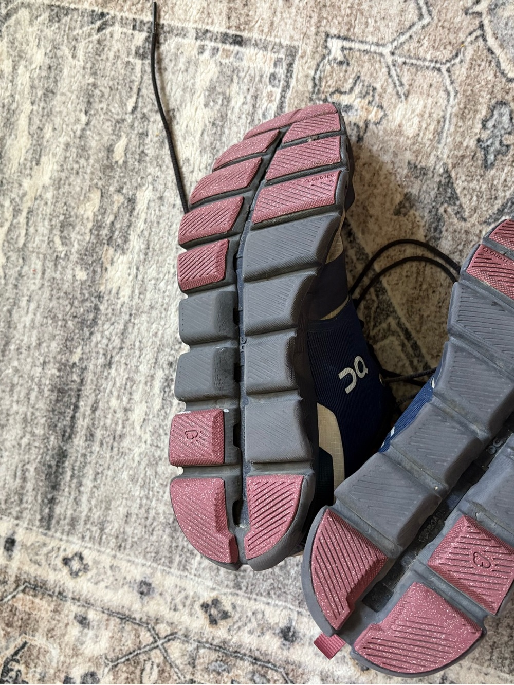 On Cloud X Shift Swiss running shoes size 9.5 Navy Ink Cherry Translucent Monom - Picture 3 of 9